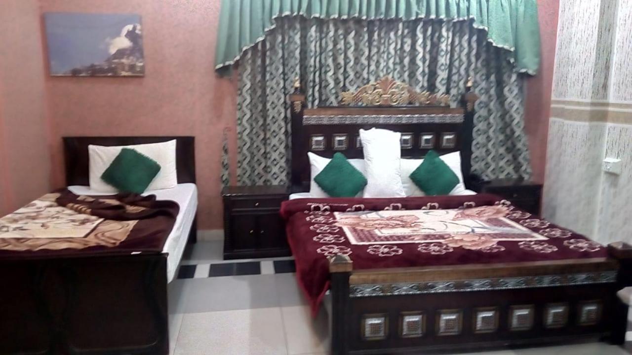 State Continental Hotel Muzaffarabad Exterior foto